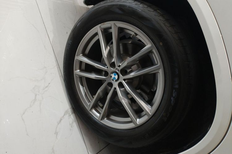 宝马X3 2021款 改款 xDrive28i M运动套装车身外观6008