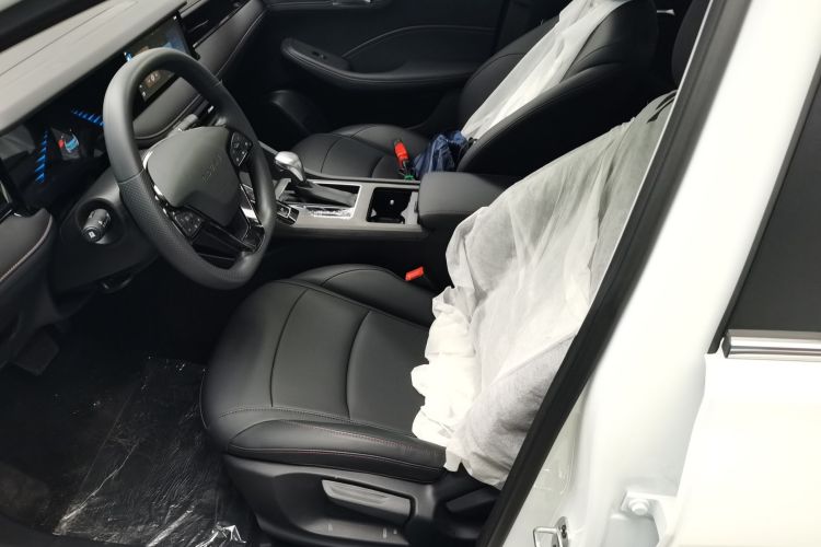 荣威i5 2023款 1.5L CVT豪华版中控内饰19