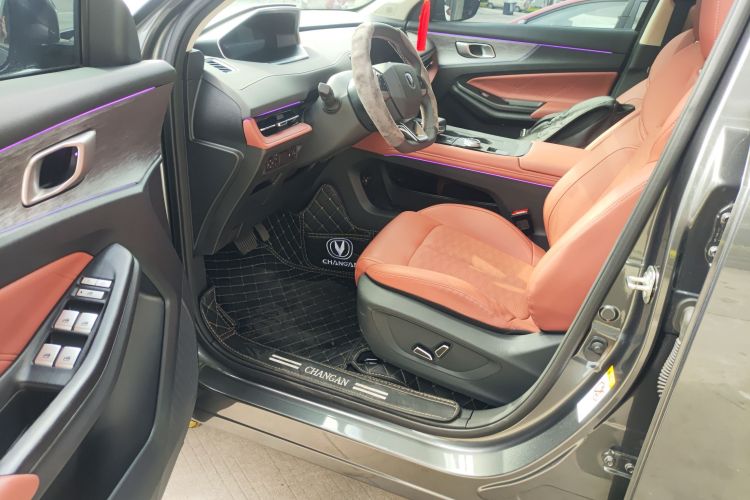 长安CS55PLUS 2024款 第三代 1.5T DCT卓越型中控内饰20