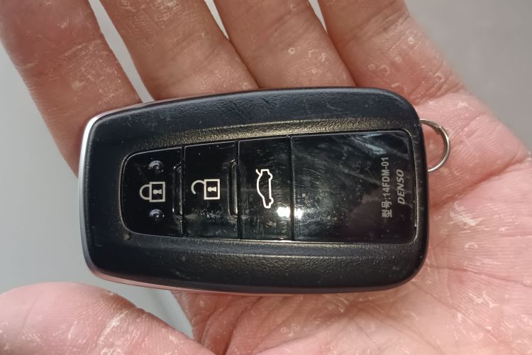 丰田 亚洲龙 2019款 2.0L 豪华版 国VI中控内饰11