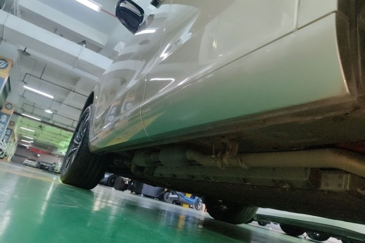 鸿蒙智行 问界M7 2022款 1.5T 后驱舒适版局部细节9002