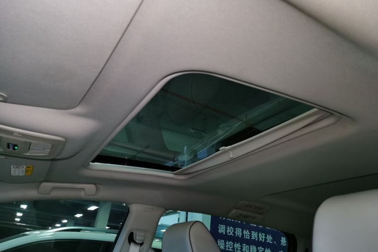 别克GL8 2022款 陆上公务舱 652T 豪华型局部细节22