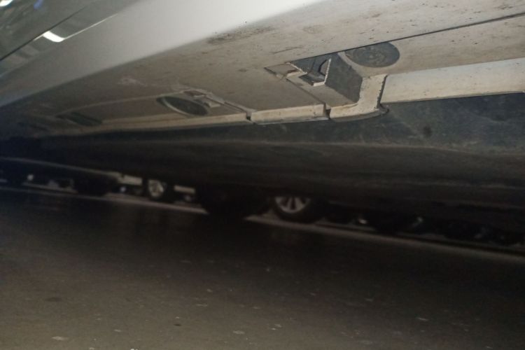 丰田 亚洲狮 2021款 2.0L 豪华版局部细节9001