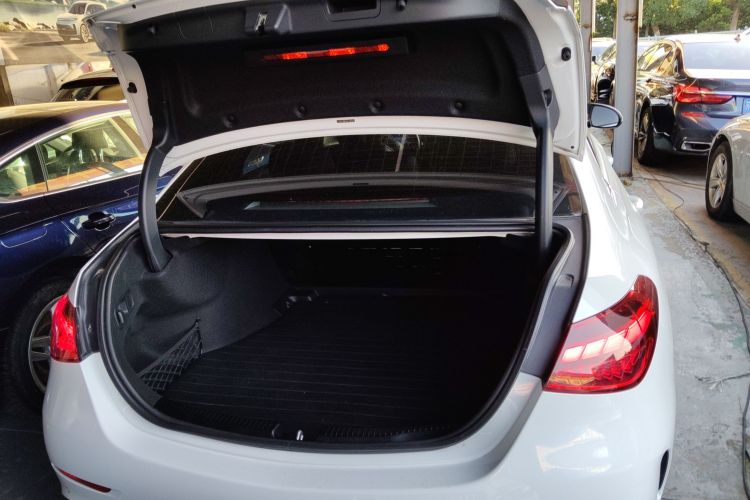 奔驰C级 2022款 C 200 L 运动版中控内饰23