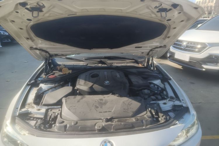 宝马3系 2019款 320i M运动套装局部细节24