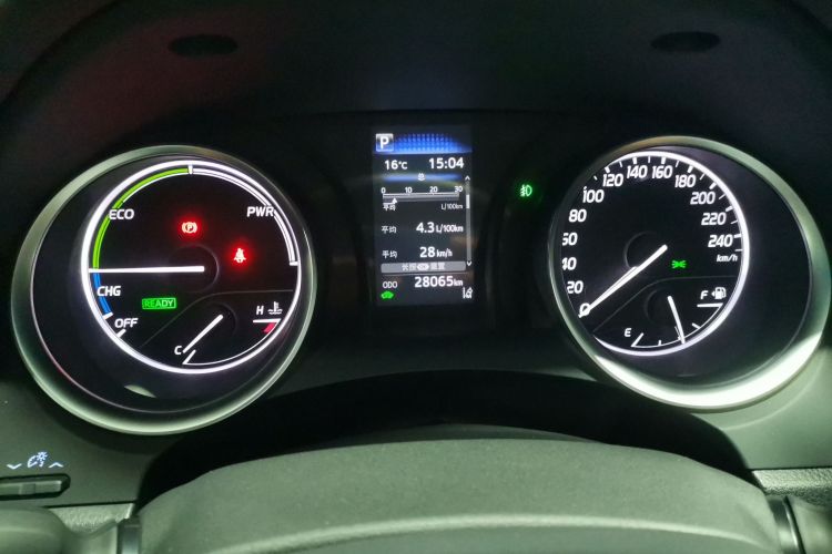 丰田 凯美瑞 2021款 双擎 2.5HGVP 领先版中控内饰14