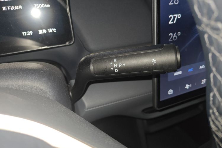 ARCFOX极狐 极狐T1 2025款 425 PLUS中控内饰18