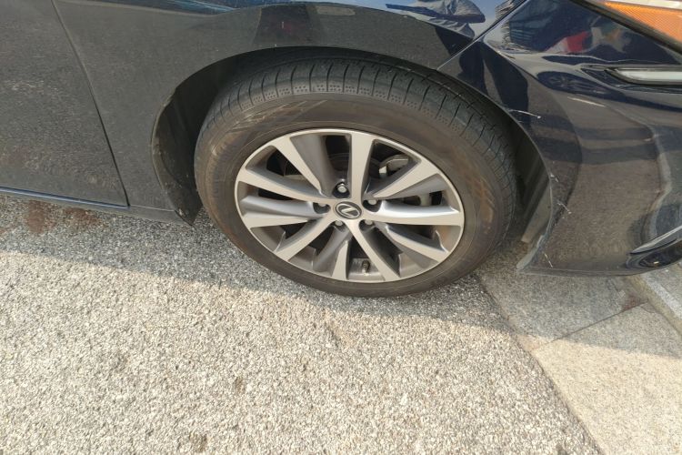 雷克萨斯ES 2018款 200 卓越版 国VI车身外观6007