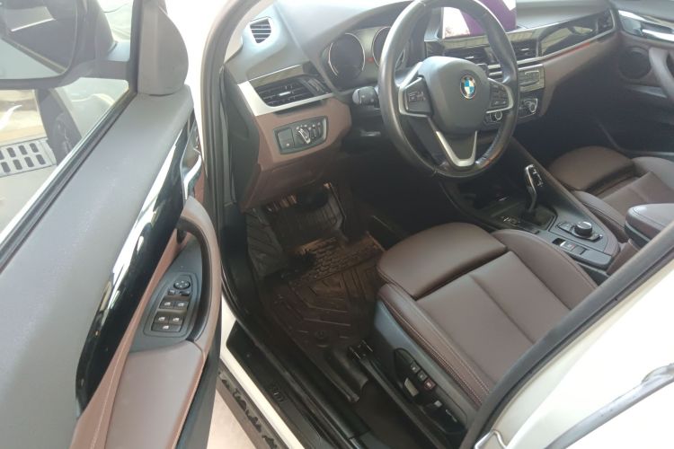 宝马X1 2020款 sDrive20Li 时尚型中控内饰7003