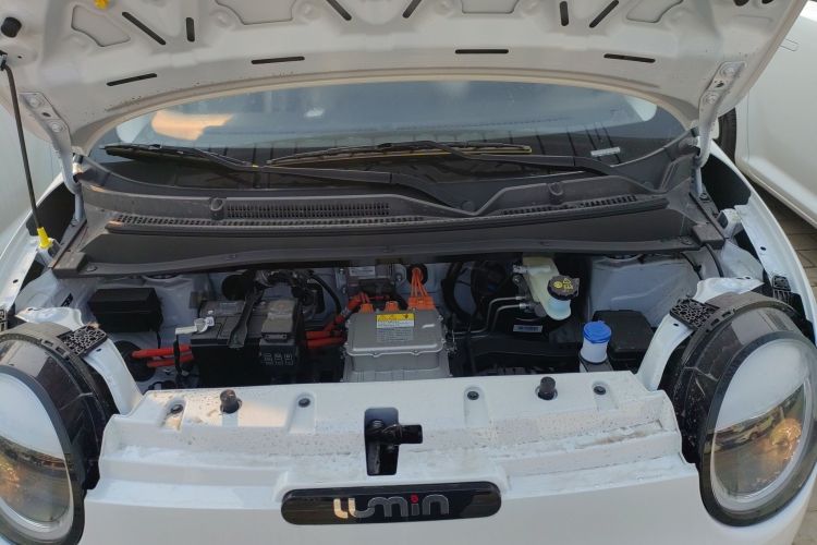 长安启源 长安Lumin 2026款 宝藏版 205km 酷爱米 宁德机舱底盘24