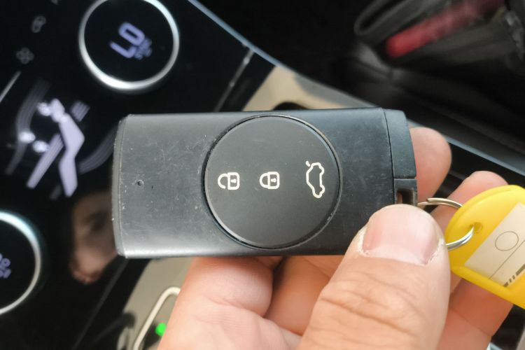 星途追风 2022款 凡尔赛版 1.6T DCT乘风起版中控内饰11