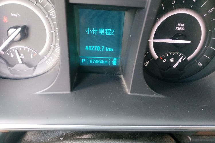 别克GL8 2018款 28T 舒适型 国VI中控内饰15