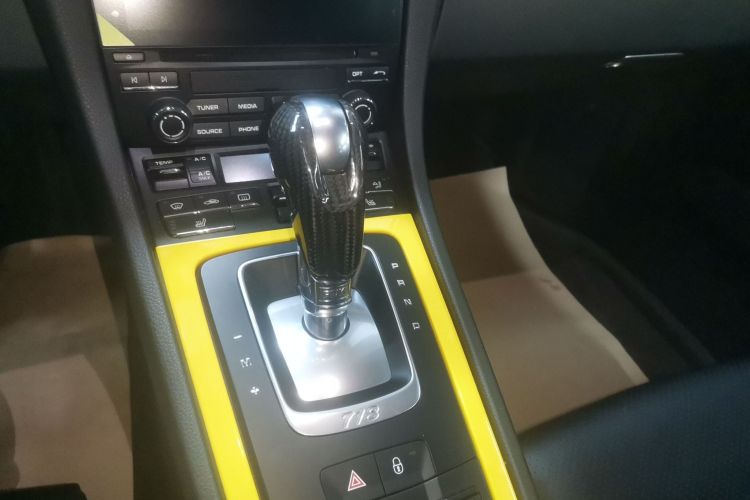 保时捷718 2018款 Cayman 2.0T中控内饰18