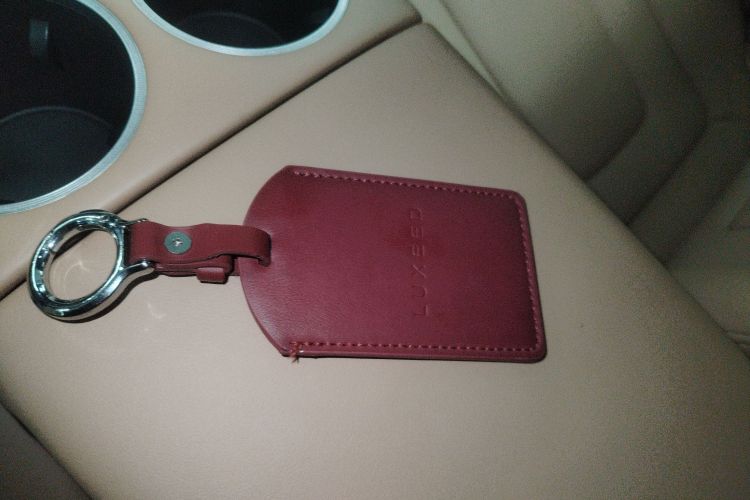 鸿蒙智行 智界R7 2024款 纯电 667km Pro中控内饰11