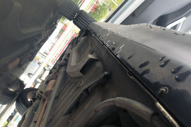 标致2008 2014款 1.6L 自动时尚版局部细节9002