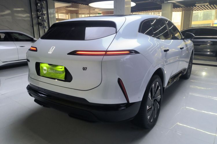 阿维塔07 2024款 Pro+纯电版车身外观7