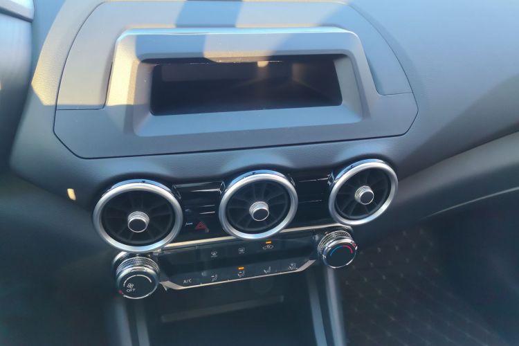 日产 轩逸 2026款 1.6L CVT省心版中控内饰16