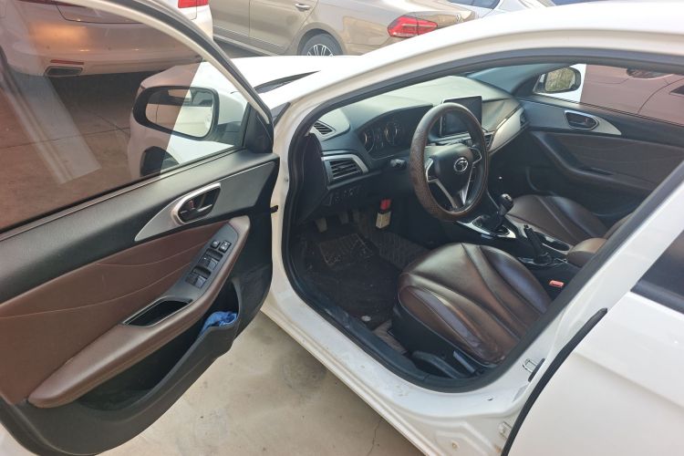 东南A5翼舞 2019款 1.5L 手动翼豪版 国VI中控内饰20