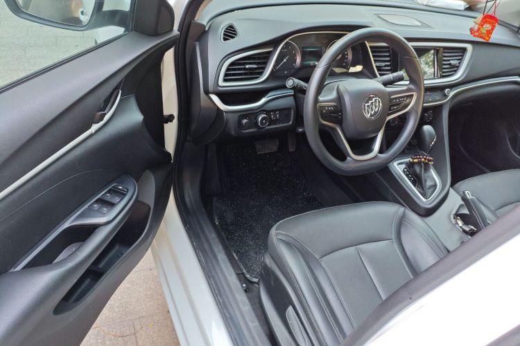 别克 英朗 2021款 改款 典范 1.5L 自动精英型中控内饰20