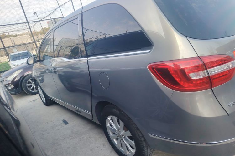 别克GL8 2018款 28T 豪华型 国VI车身外观4