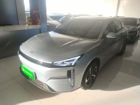 吉利银河 银河L6 2025款 EM-i 140km 星舰版