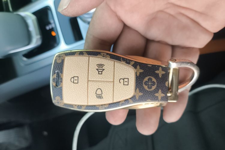 北京BJ40 2024款 2.0T 全新城市猎人版 侠客型中控内饰11