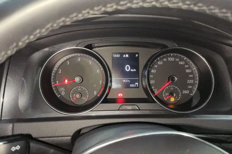 大众 高尔夫 2019款 1.6L 自动舒适型 国V中控内饰14