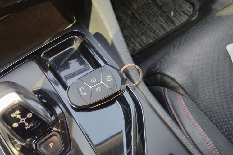 领克02 2018款 1.5T DCT两驱劲版 国V中控内饰11