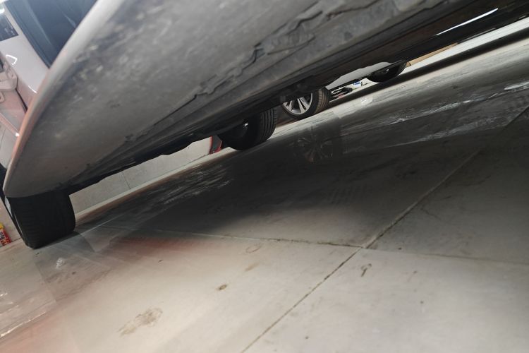 奔驰GLC 2020款 改款 GLC 300 L 4MATIC 豪华型局部细节9001