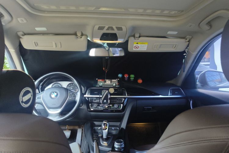 宝马3系 2019款 320Li 时尚型中控内饰22