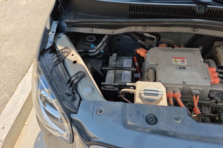 零跑汽车 零跑T03 2021款 400舒享版局部细节9006