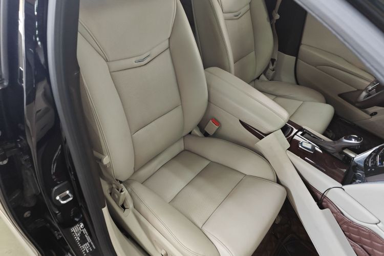 凯迪拉克XTS 2016款 28T 豪华型局部细节41