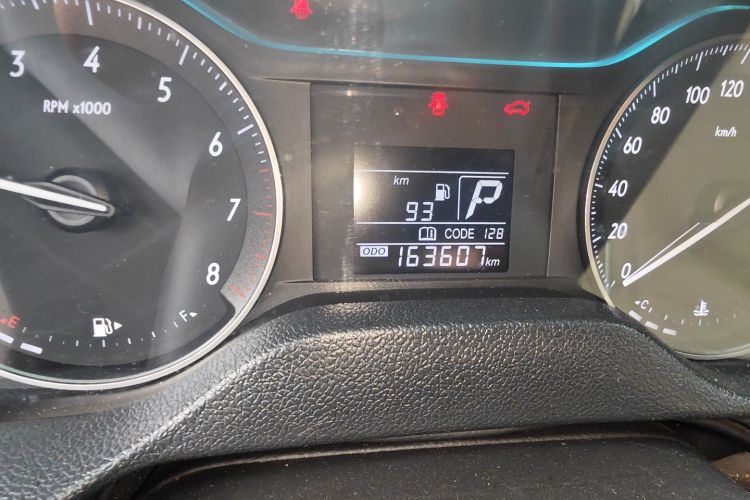 别克 英朗 2019款 15T 双离合进取型 国VI中控内饰15