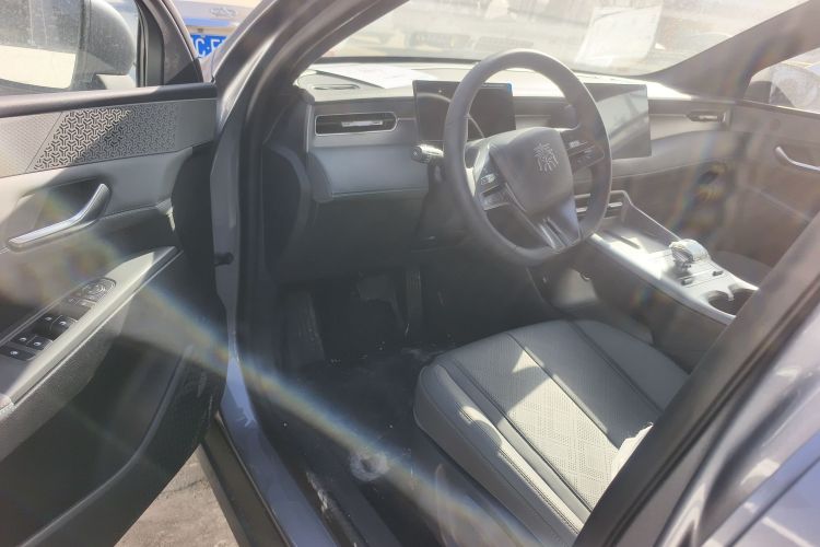 比亚迪 秦PLUS 2025款 DM-i 智驾版 55KM领先型中控内饰20