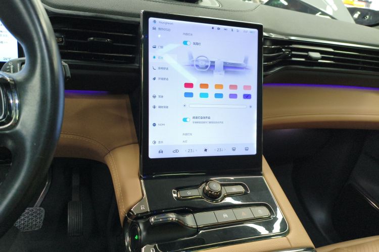 蔚来ES8 2020款 450KM 七座版中控内饰16