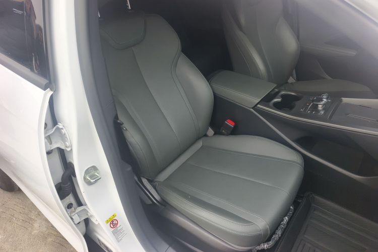 比亚迪 秦PLUS 2025款 DM-i 智驾版 55KM领先型局部细节41