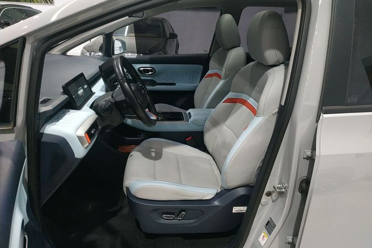 埃安 AION Y 2021款 70 智领活力版中控内饰19