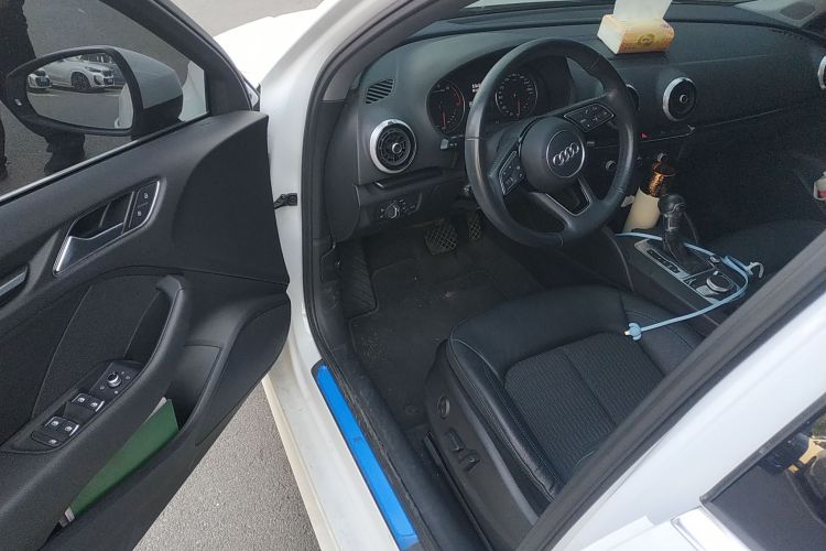 奥迪A3 2020款 Limousine 35 TFSI 时尚型 国VI中控内饰7003