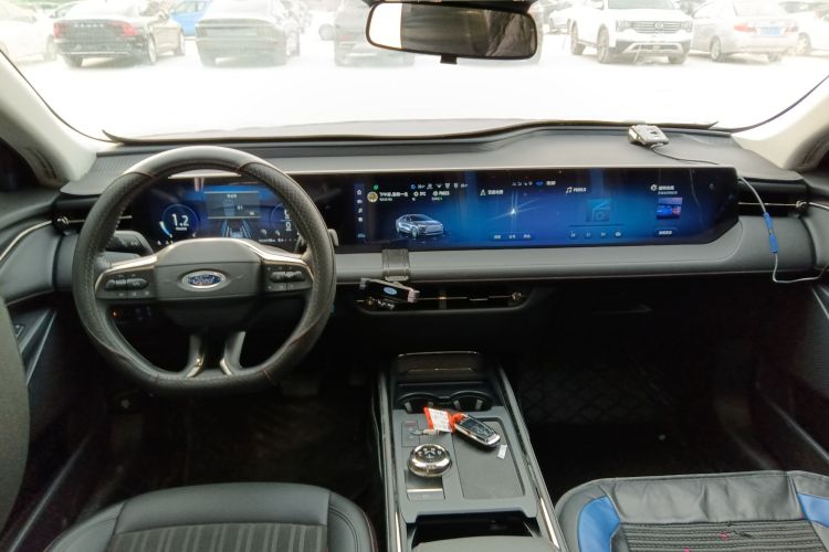 福特 蒙迪欧 2022款 EcoBoost 245 豪华型中控内饰12
