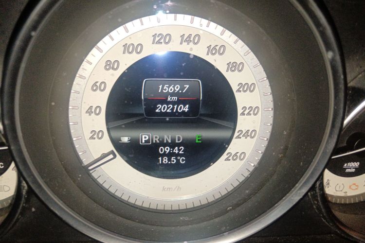 奔驰C级 2013款 C 260 CGI 优雅型中控内饰15