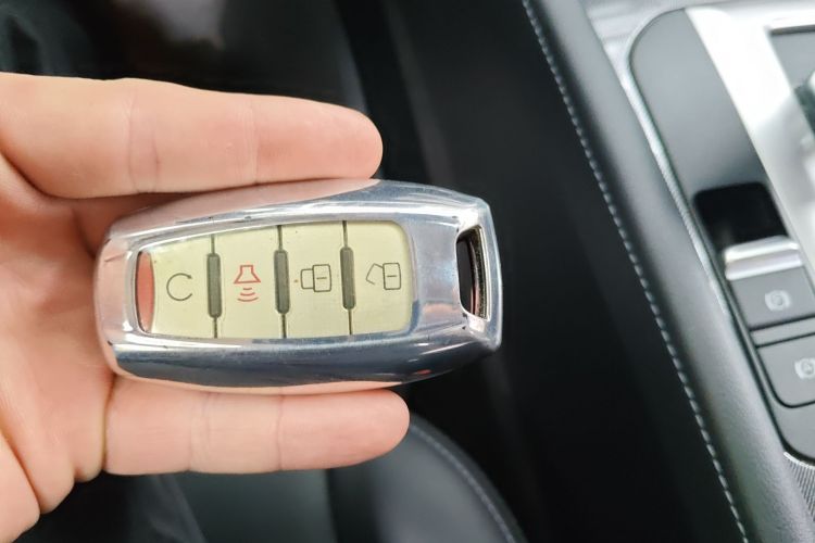 长城 炮 2019款 2.0T自动汽油两驱舒适版GW4C20B中控内饰7001