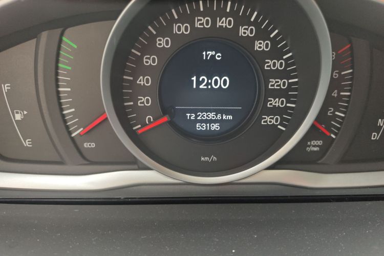 沃尔沃S60 2019款 S60L T3 智进版中控内饰15