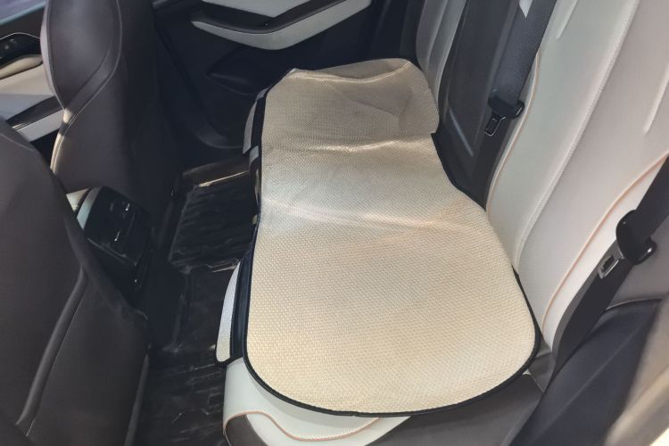 比亚迪 秦PLUS 2023款 冠军版 DM-i 120KM领先型中控内饰7004