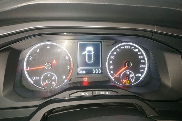 大众 Polo 2019款 Plus 1.5L 自动全景乐享版中控内饰14