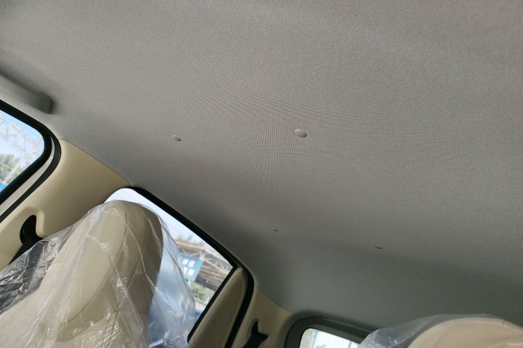 五菱汽车 宏光MINIEV 2025款 四门版 进阶款中控内饰22