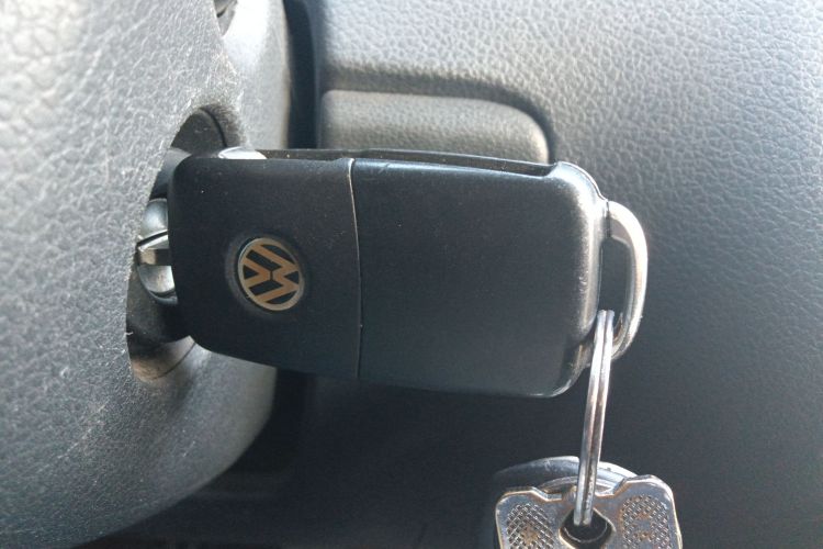 大众 Polo 2016款 1.4L 手动风尚型中控内饰11