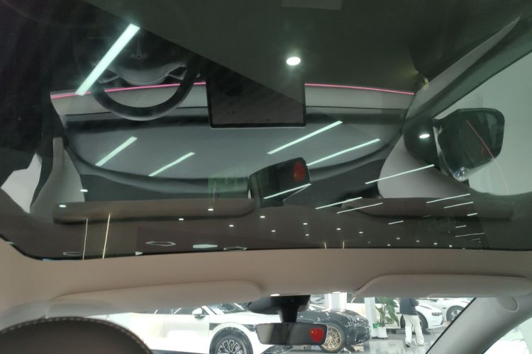 特斯拉 Model Y 2024款 后轮驱动版中控内饰22