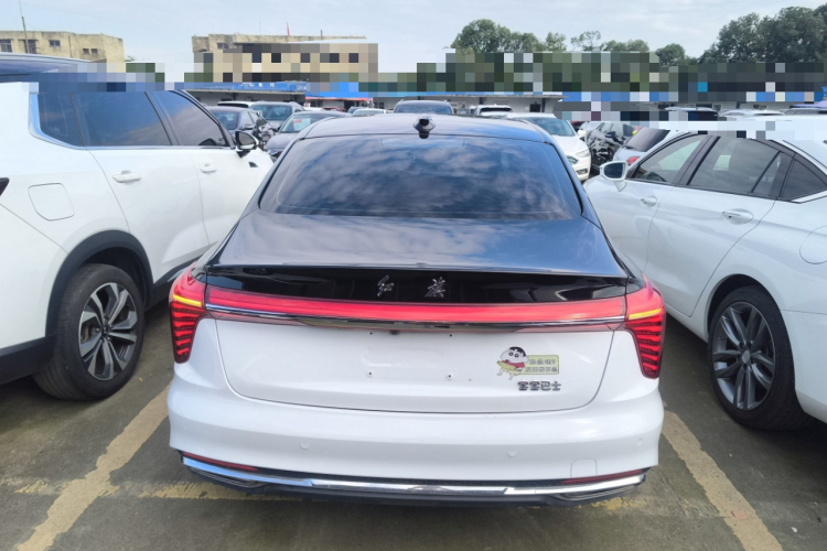 红旗H5 2023款 1.5T DCT智联旗韵版车身外观6