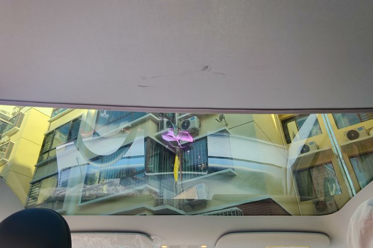 特斯拉 Model Y 2024款 后轮驱动版中控内饰22