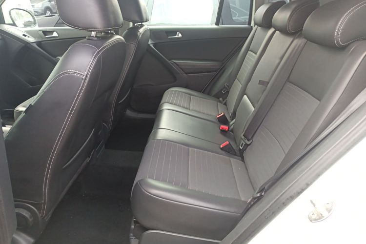 大众 途观 2017款 300TSI 自动两驱丝绸之路风尚版中控内饰21